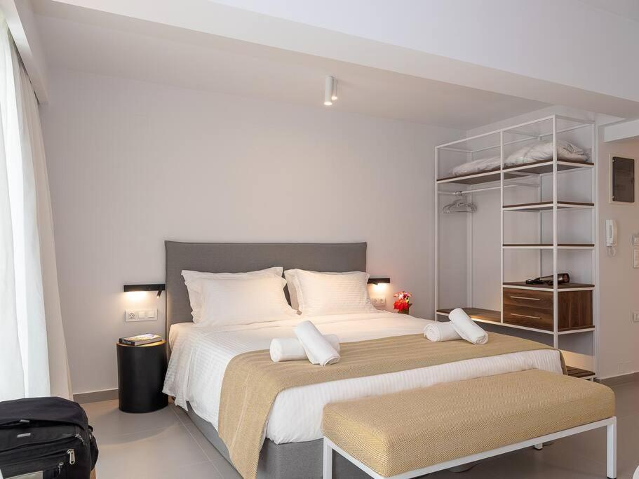 Electra Luxury Apartment At The Heraklion Center Екстер'єр фото