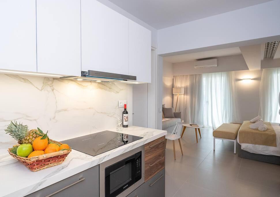 Electra Luxury Apartment At The Heraklion Center Екстер'єр фото